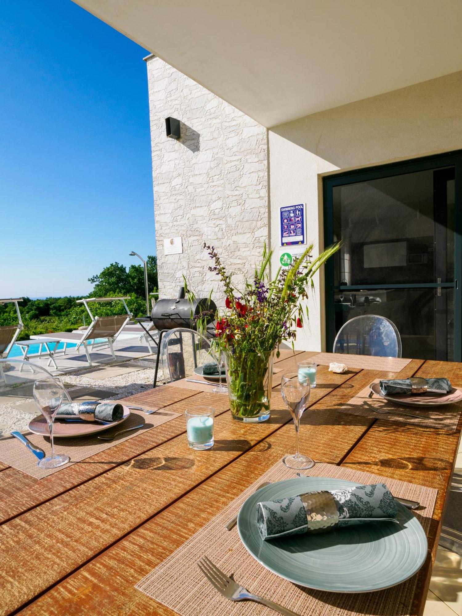Sea View Villa Sun Sea & Fire Krnica Buitenkant foto